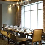Doubletree By Hilton Chicago Magnificent Mile 
