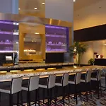Doubletree By Hilton Chicago Magnificent Mile 
